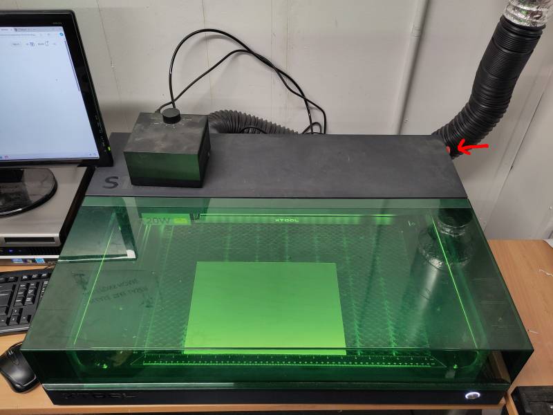 xtool-s1-estop-front.jpg xtool-s1-estop-front.jpg